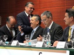 Los senadores indicaron que es necesario un programa de protección porque el gasto en seguridad para las empresas es muy alto.  /