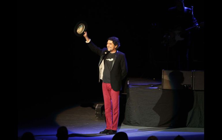 Joaquín Sabina engalana el Auditorio Telmex con una noche bohemia.  /