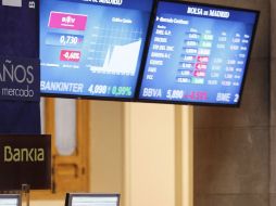 Los bancos con exposición a la deuda italiana subían ante la caída de los rendimientos desde los máximos de la era euro. EFE  /