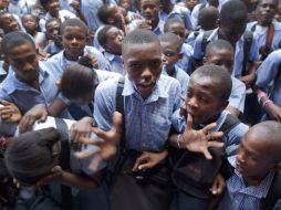 La organización ha suministrado cuidados en hospitales españos a unos 300 mil menores. AP  /