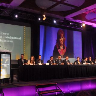 Suspenden reunión a la que asistiría Blake