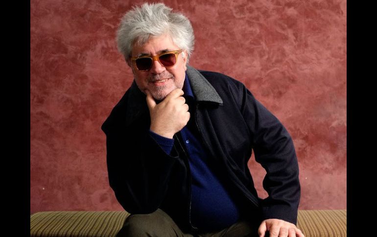 Almodóvar espera que la salida del Gobierno de Berlusconi suponga el comienzo de la recuperación. AFP  /