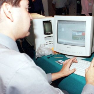 Cumple 20 años el primer e-mail recibido en Sudáfrica