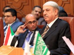 El delegado sirio de la Liga Árabe, Youssef al-Ahmed, durante la reunión de emergencia. EFE  /