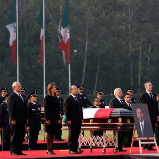 México saldrá 'una vez más' adelante: Calderón