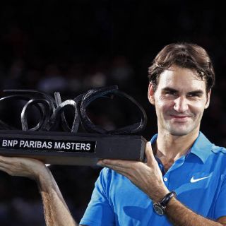 Federer logra su primer Masters 1000 de París