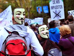 Entre gritos de no hay pan para tanto chorizo y todos somos Grecia, la protesta se produce una semana antes de las elecciones. NTX  /