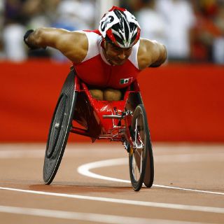 Oro a la vista en atletismo con Saúl Mendoza