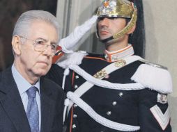 Mario Monti llega con la fama de ser firme en las decisiones económicas. REUTERS  /