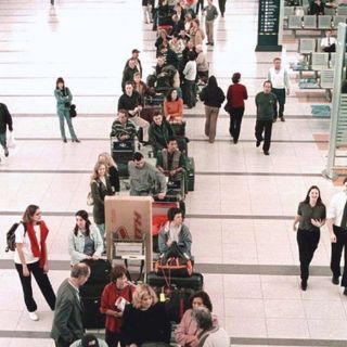 Controladores aéreos pasan a depender de Fuerza Aérea en medio de conflicto