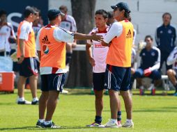 El volante rojiblanco trotó alrededor de la cancha dos de Verde Valle, durante la práctica matutina. ARCHIVO  /