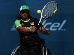 Para la tercera manga la mexicana tuvo problemas desde el inicio y no pudo levantarse. MEXSPORT  /