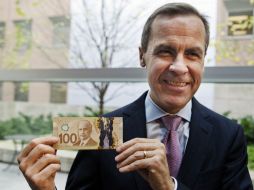 El billete fue presentado hoy por el Gobernador del Banco de Canadá, Mark Carney. REUTERS  /
