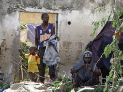 El BM estima que existen unos 1.200 millones de personas en el mundo que viven por debajo del umbral de la pobreza.  /