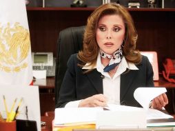 La procuradora General de la República, Marisela Morales, debería justificar la detención del tuitero ante el Senado. ARCHIVO  /