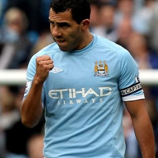 Tévez y el City, cada vez más lejos