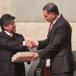 Da a conocer Cué logros de su primer año de gobierno en Oaxaca
