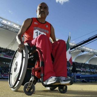 Máximo de Jesús gana presea áurea en lanzamiento de jabalina F5253