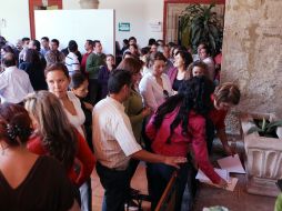 Entre los empleados existe desconcierto, molestia e incertidumbre por el pago de la primera quincena de noviembre.  /