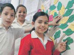 Una hoja, una lectura.  /