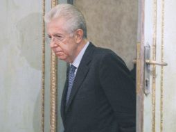 El premier Mario Monti llega a una comparecencia en el Palacio Giustiniani de Roma. EFE  /