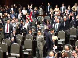 Los senadores avalaron en elo general las refomras de la consitución para quitar el fuero a funcionarios públicos que cometen delitos.  /