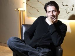 Está a la cabeza de un grupo que escudriña y encuentran entre las propuestas televisivas los momentos más bochornosos.  /