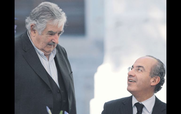 José Mujica y Felipe Calderón coincidieron en la importancia de estrechar lazos comerciales y de seguridad. EFE  /