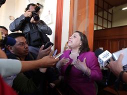 La diputada del PRD, Olga Aracely Gómez, tuvo un altercado ayer con el líder sindical, Juan Pelayo.  /