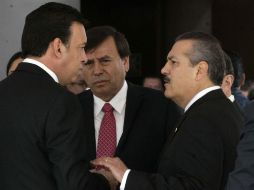 El senador del PRI, Manlio Fabio Beltrones, dijo que está reconsiderando participar en la contienda electoral.  /