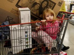 Las grandes cadenas y tiendas de EU esperan atraer a hasta 152 millones de consumidores. ARCHIVO  /