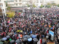 Las manifestaciones a favor y en contra del presidente Bashar al-Assad han dividido al país.  NOTIMEX  /