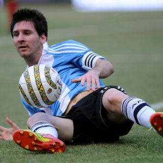 Admite Pep Guardiola que Messi puede jugar