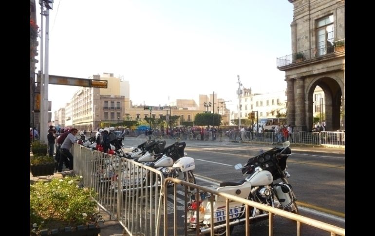 Tentativamente, se espera reabrir la circulación alrededor de las 3 de la tarde.  /