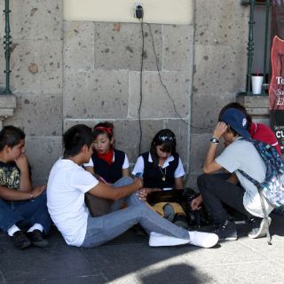 Jóvenes, los más vulnerables a violencia online: investigadora