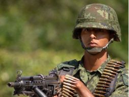 La XV Zona Militar se encargó de asegurar la gasolina y dos amras cortas con un cargador. ARCHIVO  /