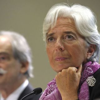 Lagarde pide no dejar caer a Europa