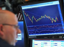 A 30 de las mayores empresas cotizadas en Estados Unidos, se les restó 248.85 puntos. ARCHIVO  /