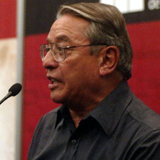 Felicita INBA a José Agustín por ganar Premio de Ciencias y Artes