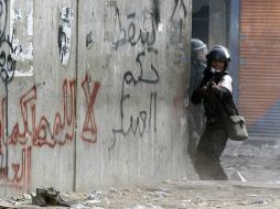 Miles de personas llegan a Tahrir donde se ha convocado a 'la marcha del millón'. REUTERS  /