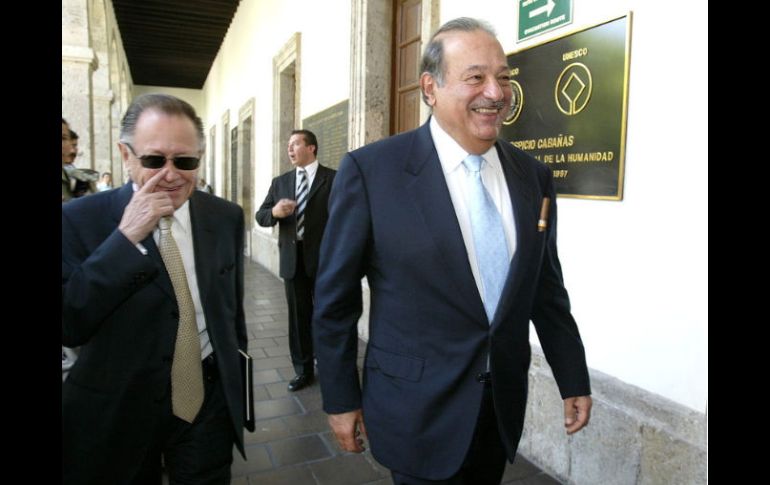 La biografía del magnate mexicano Carlos Slim, saldrá a la venta esta semana y narra episodios claves de su vida como empresario.  /