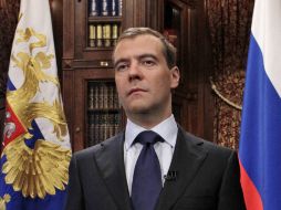 El presidente ruso Dmitri Medvedev hace una declaración sobre el escudo antimisíles en Moscú, Rusia. EFE  /