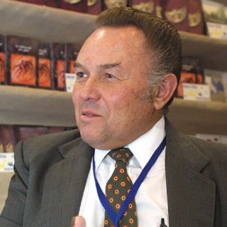 FIL rendirá homenaje a editores que la han acompañado