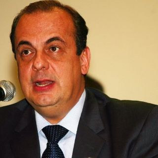 Auditor superior podría permanecer en el cargo: PRD