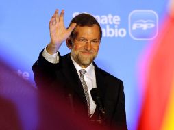 El recién electo presidente de España, Mariano Rajoy se reunió hoy con el saliente José Luis Rodríguez Zapatero.  /