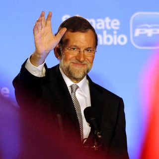 Analizan Rajoy y Rodríguez Zapatero medidas ante cambio de gobierno