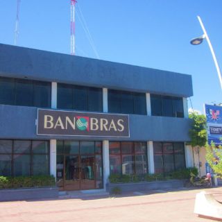 Ratifica Fitch calificaciones de Nafin, Banobras y Bancomext