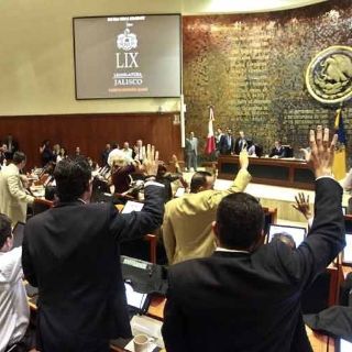 Cargos por 282 MDP al Congreso