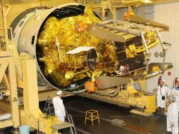 Hay tiempo hasta fines de mes para intentar reanimar la Fobos-Grunt. EFE  /