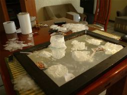 El miembro de la tripulación de Aeroméxico intentó introducir 32.4 kilogramos de cocaína en una maleta. ARCHIVO  /